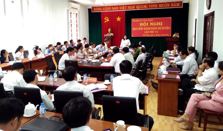Tân Châu hội nghị Ban Chấp hành Đảng bộ huyện lần thứ VII